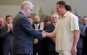 Ured predsjednika '11.